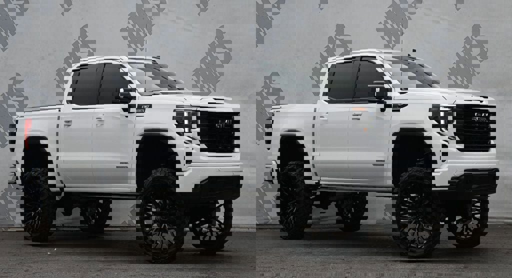 Used 2025 GMC Sierra 1500 Elevation w/ Elevation Premium Package image 3
