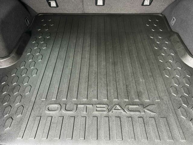 Certified 2025 Subaru Outback image 18