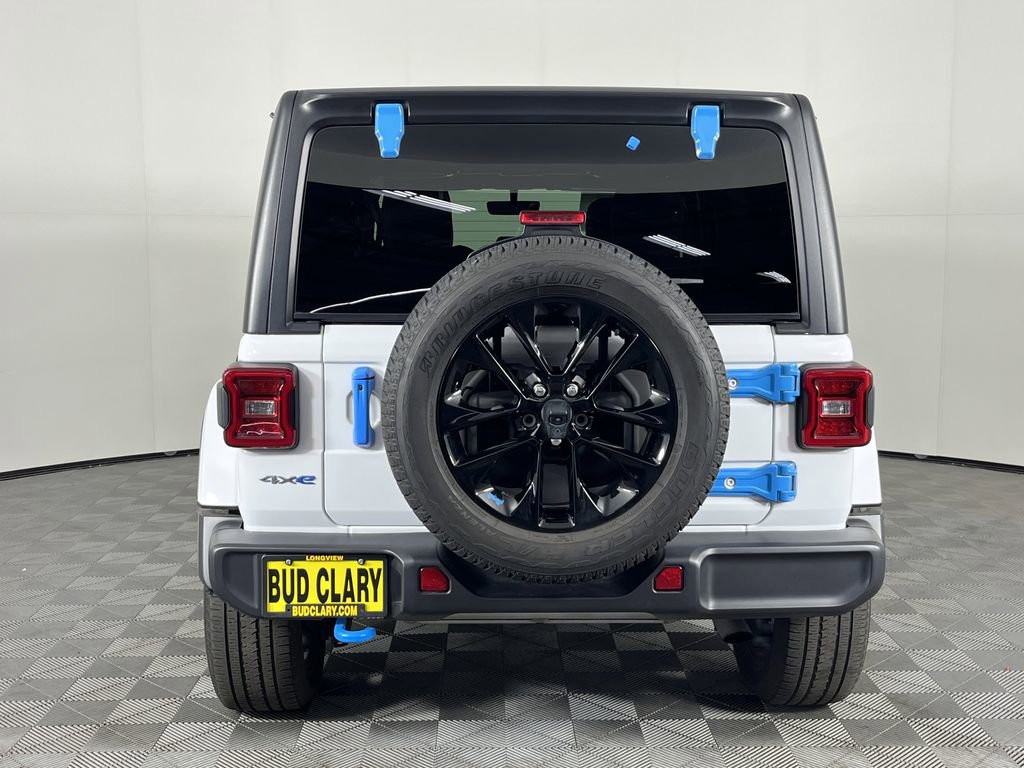 Used 2022 Jeep Wrangler Unlimited Sahara image 7