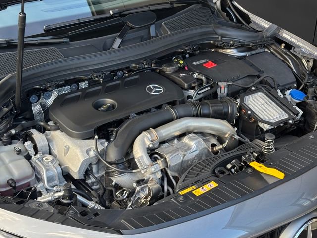 Used 2025 Mercedes-Benz GLA 250 4MATIC image 55