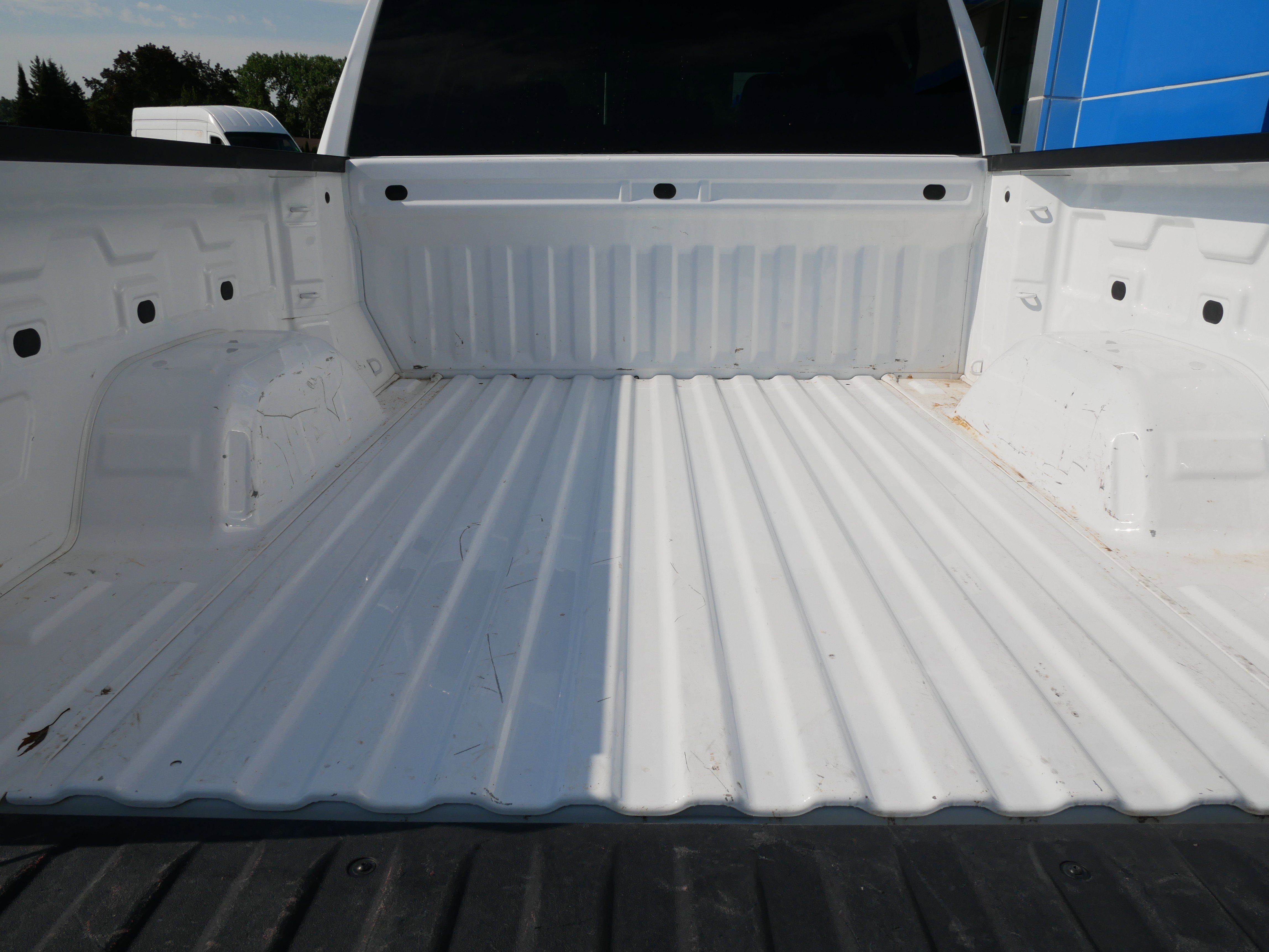 Used 2023 GMC Sierra 1500 SLT image 10