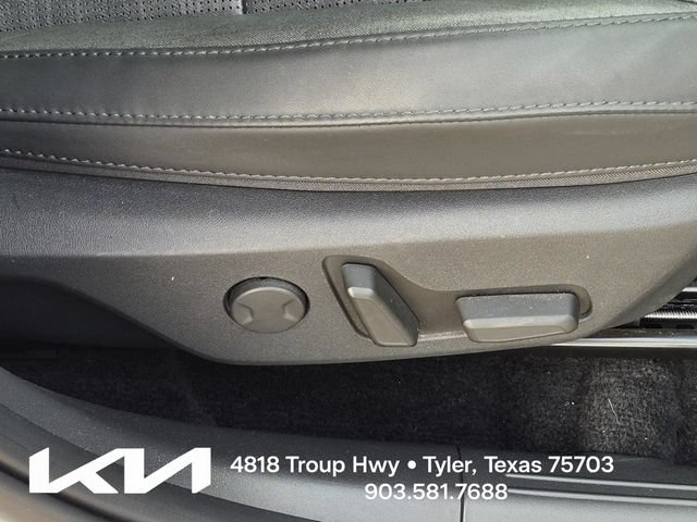 Certified 2023 Kia Niro Wave FWD image 14