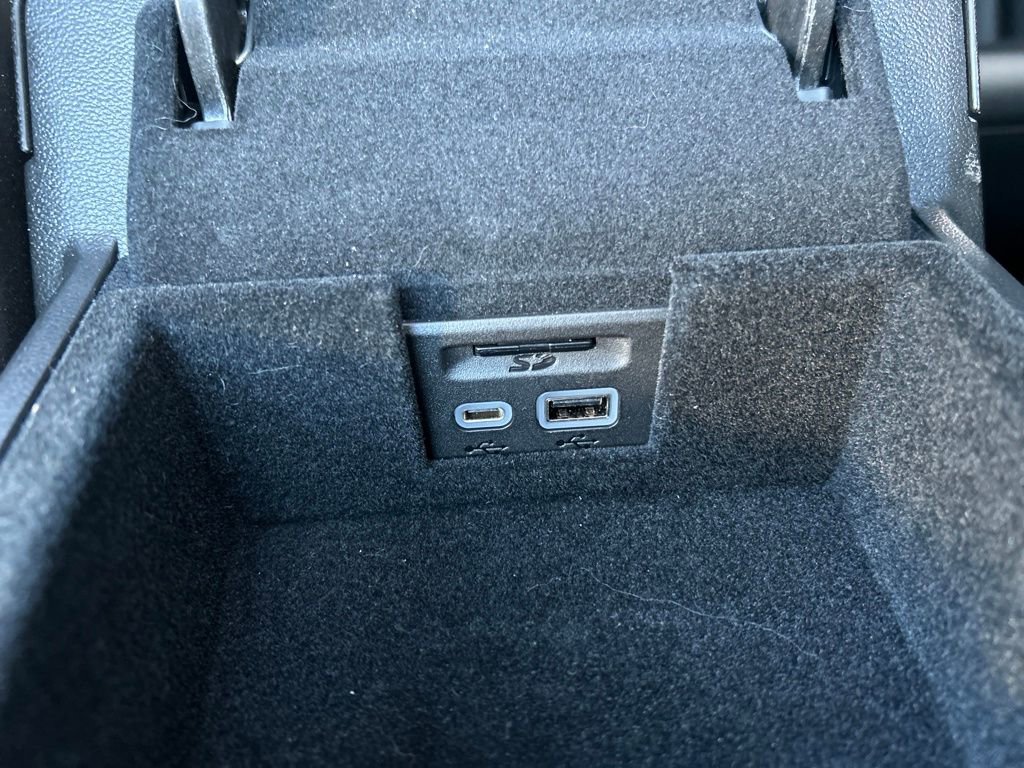 Used 2022 Cadillac XT5 Sportv image 34