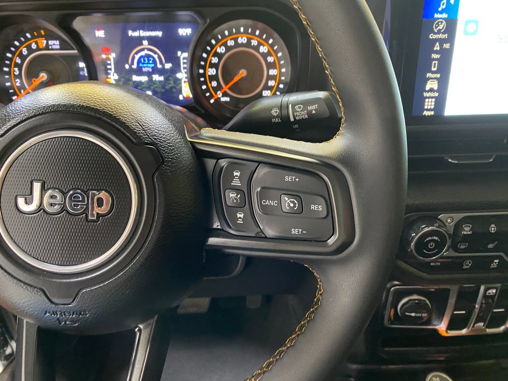 Used 2024 Jeep Gladiator Sport AWD/4WD image 30