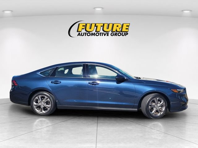 Used 2024 Honda Accord EX image 3