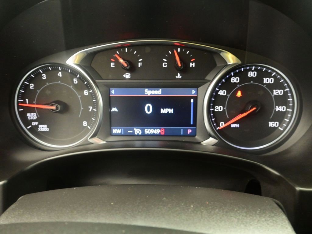 Used 2024 GMC Terrain SLT image 15