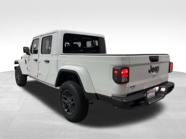New 2026 Jeep Gladiator Sport AWD/4WD image 9