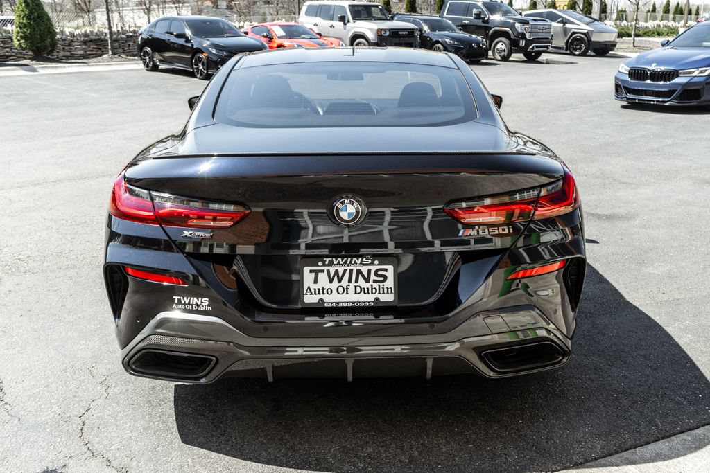 Used 2022 BMW M850i xDrive Coupe w/ M Carbon Exterior Package AWD/4WD image 36