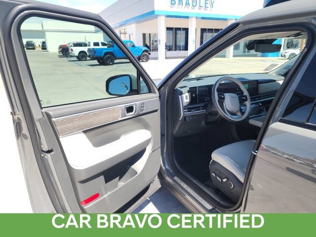 Used 2024 Hyundai Santa Fe Calligraphy FWD image 17