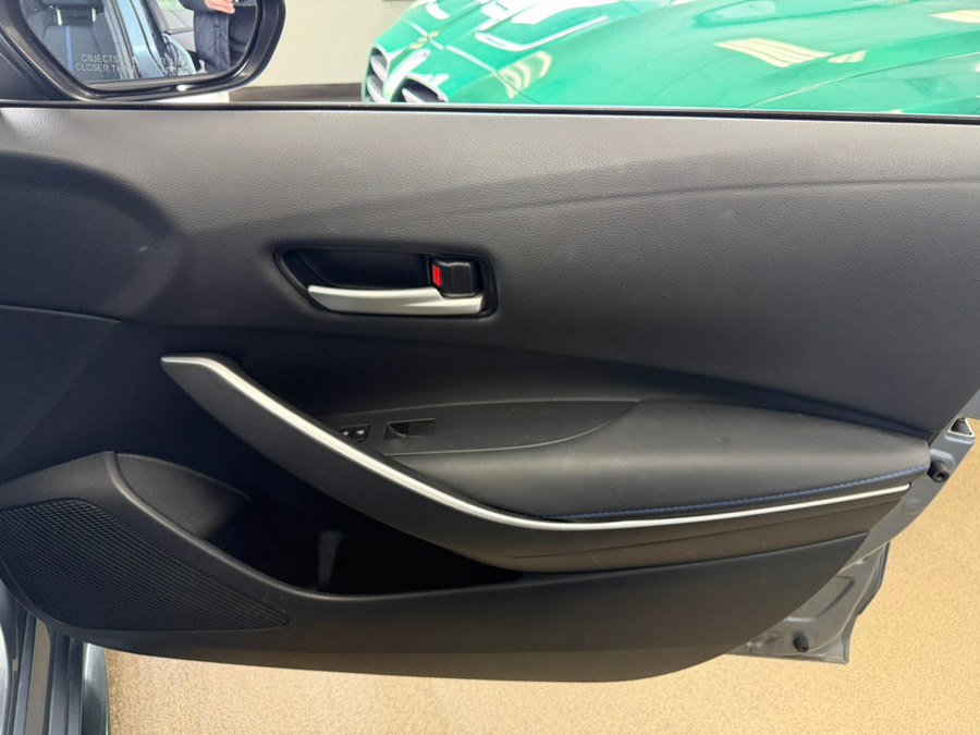 Used 2021 Toyota Corolla SE w/ Protection Package (TMS) FWD image 23