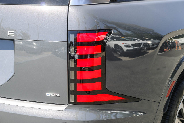Certified 2026 Hyundai Palisade Calligraphy AWD/4WD image 12