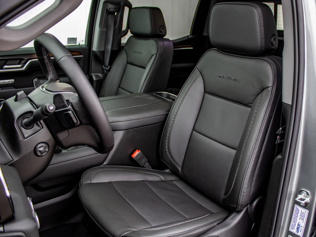 Used 2026 GMC Sierra 1500 Denali image 18