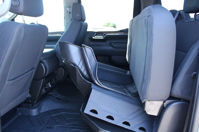 Used 2025 Chevrolet Silverado 1500 LT RWD image 42