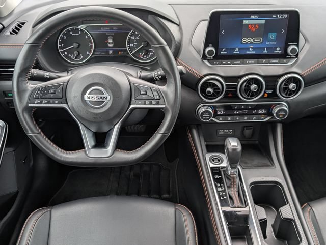 Used 2023 Nissan Sentra SR w/ SR Premium Package FWD image 21