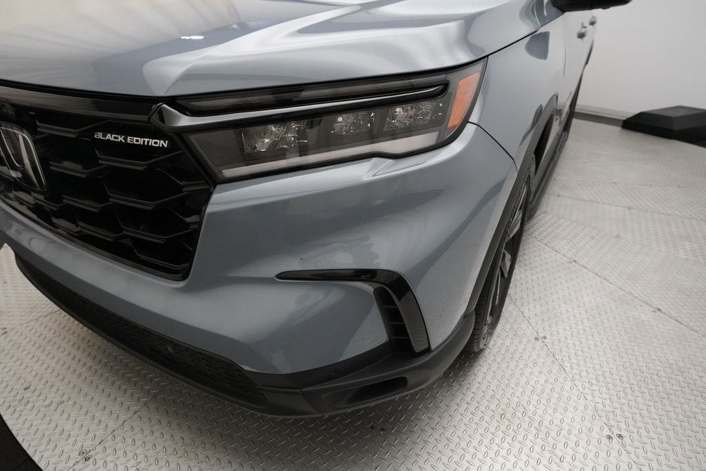 Certified 2025 Honda Pilot Black Edition image 23