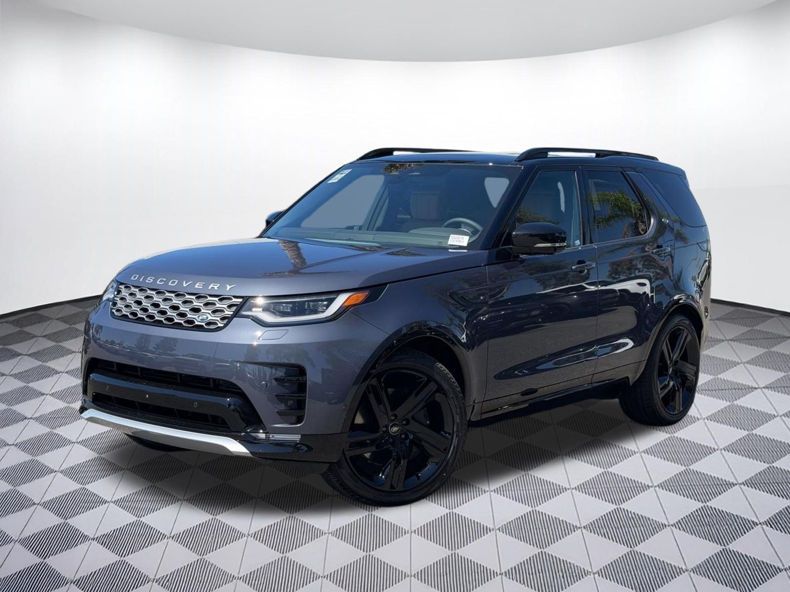 New 2026 Land Rover Discovery Limited Edition AWD/4WD image 1