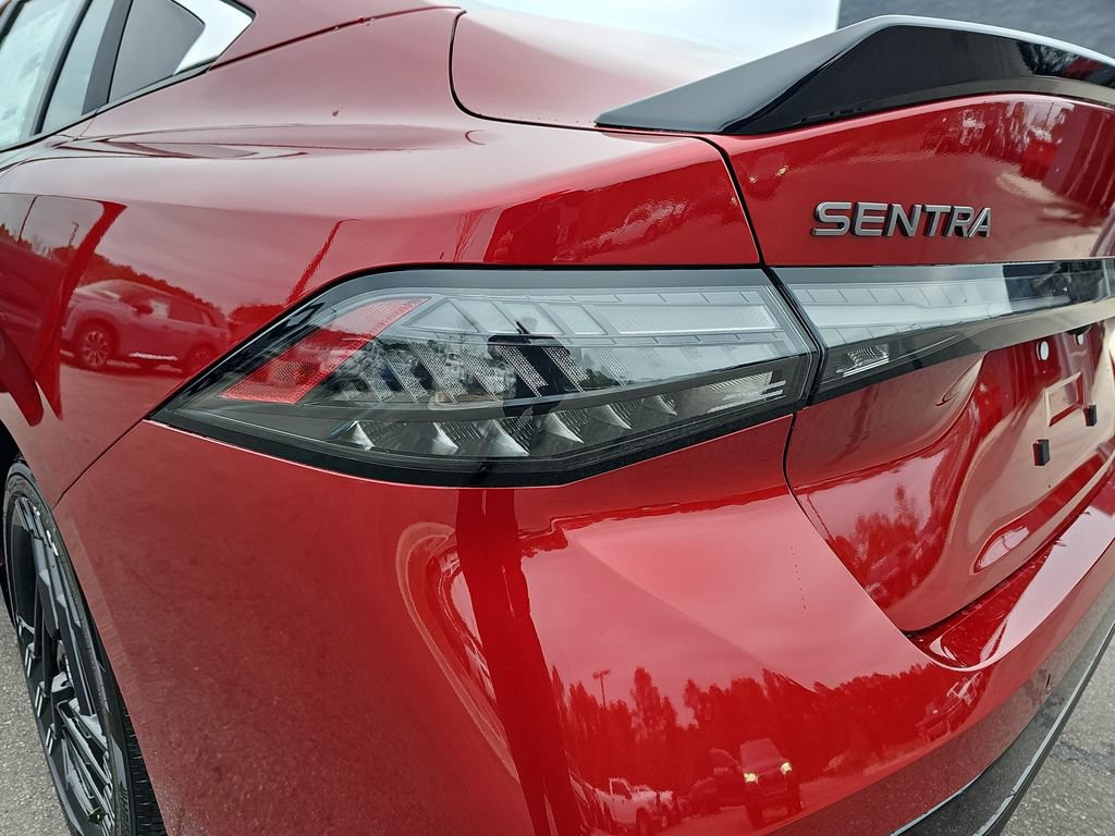 New 2026 Nissan Sentra SR w/ SR Premium Package FWD image 38