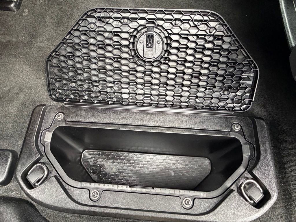 Used 2020 RAM 1500 Laramie w/ Sport Appearance Package image 33