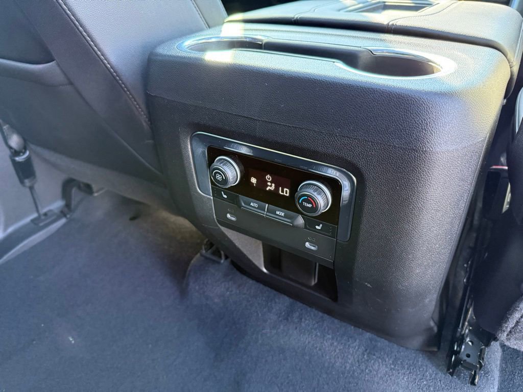 Certified 2022 Chevrolet Suburban Z71 w/ Z71 Off-Road Package image 19