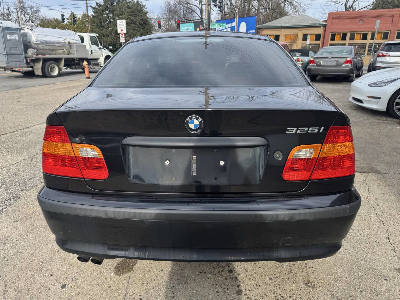 Used 2004 BMW 325i Sedan image 6