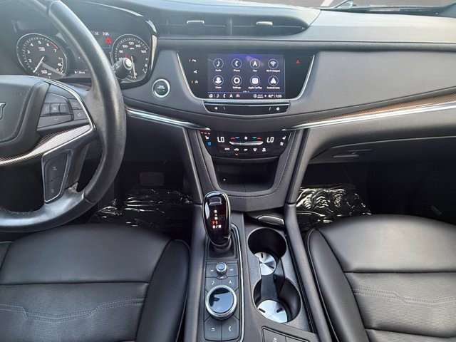 Certified 2022 Cadillac XT5 Premium Luxury w/ Platinum Package image 3