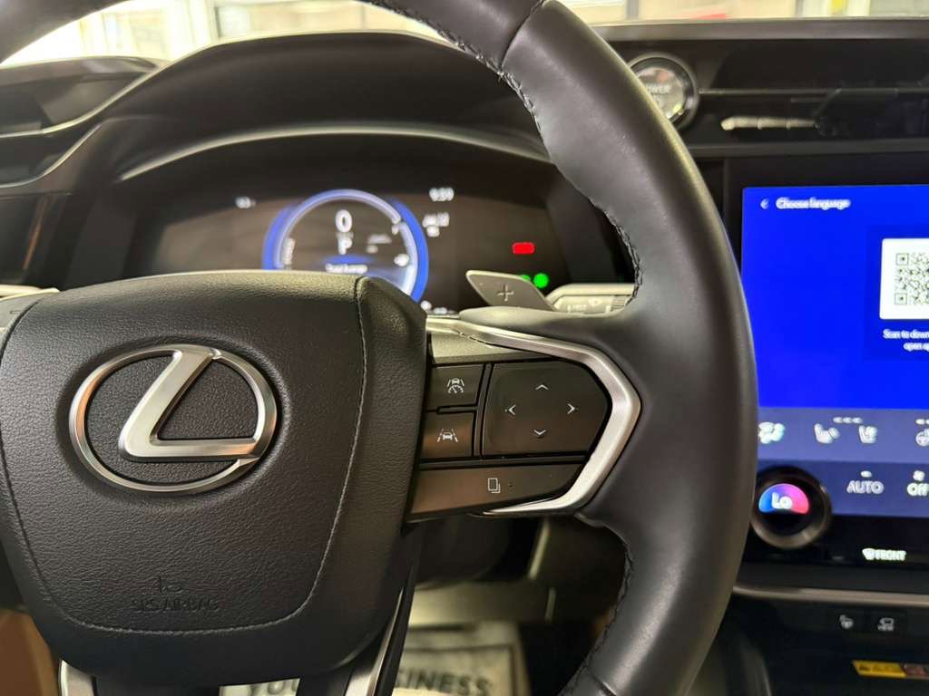 Used 2023 Lexus RZ 450e Premium w/ Technology Package image 13