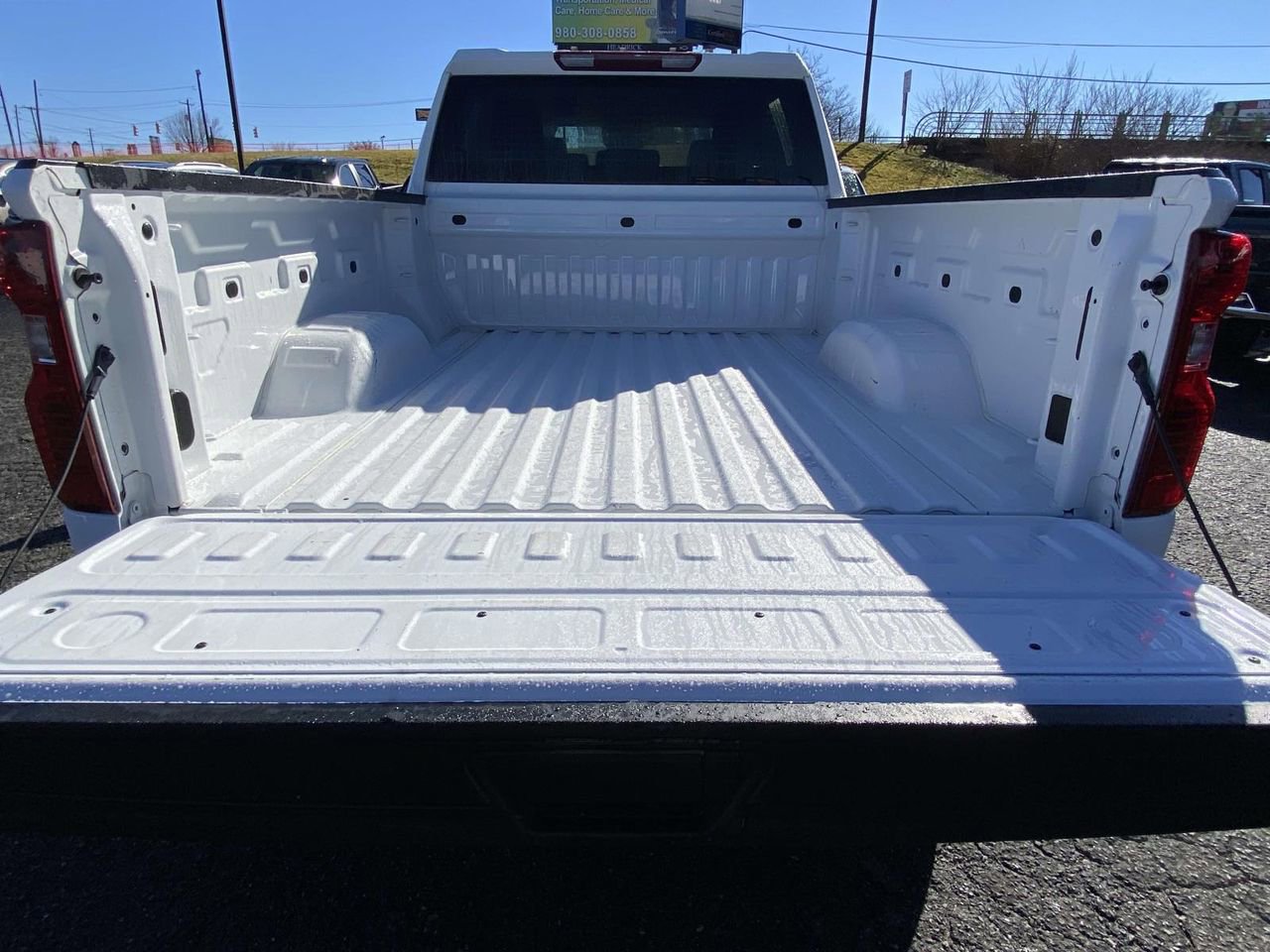 Used 2023 Chevrolet Silverado 2500 Custom w/ Custom Convenience Package image 8