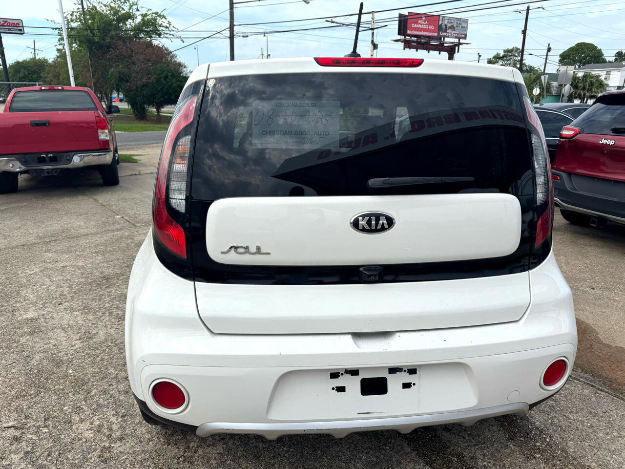 Used 2018 Kia Soul + image 3