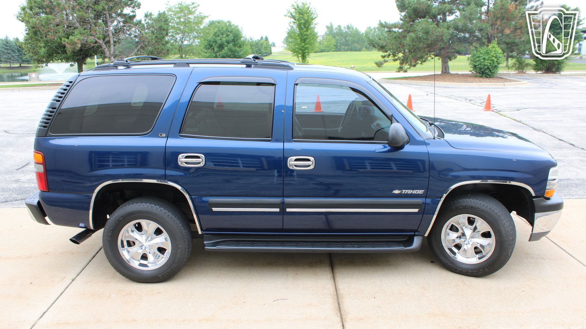 Used 2000 Chevrolet Tahoe LS w/ LS Preferred Equipment Group AWD/4WD image 32