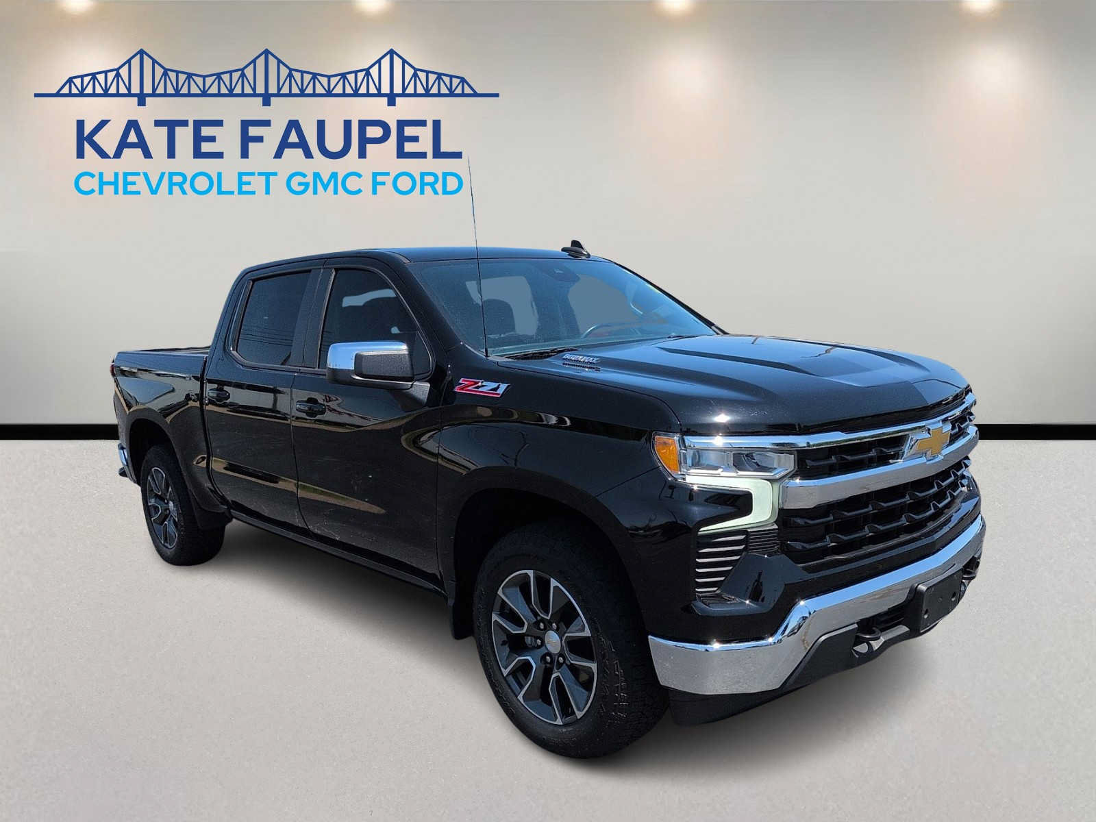 Used 2023 Chevrolet Silverado 1500 LT w/ Z71 Off-Road Package AWD/4WD video 1