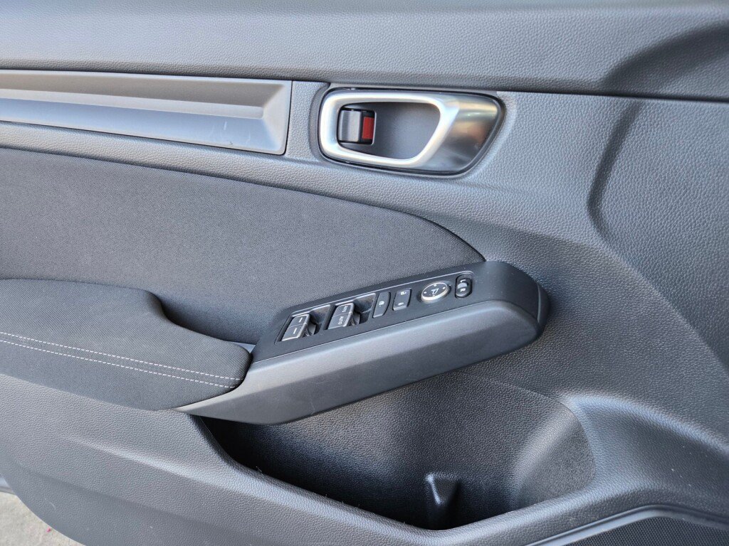 Certified 2025 Honda Civic Sport image 22