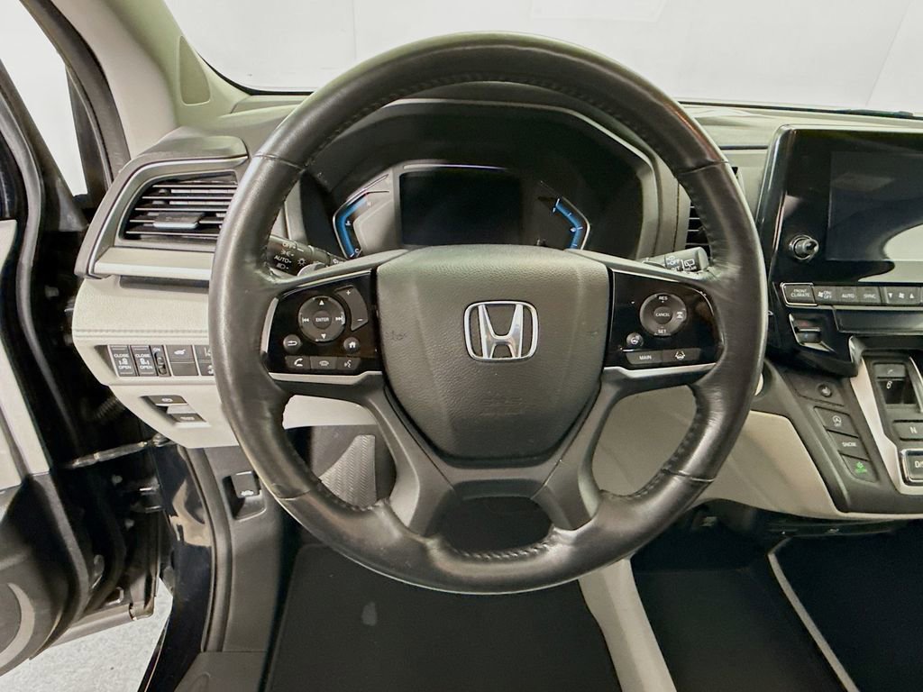 Used 2019 Honda Odyssey Touring image 11