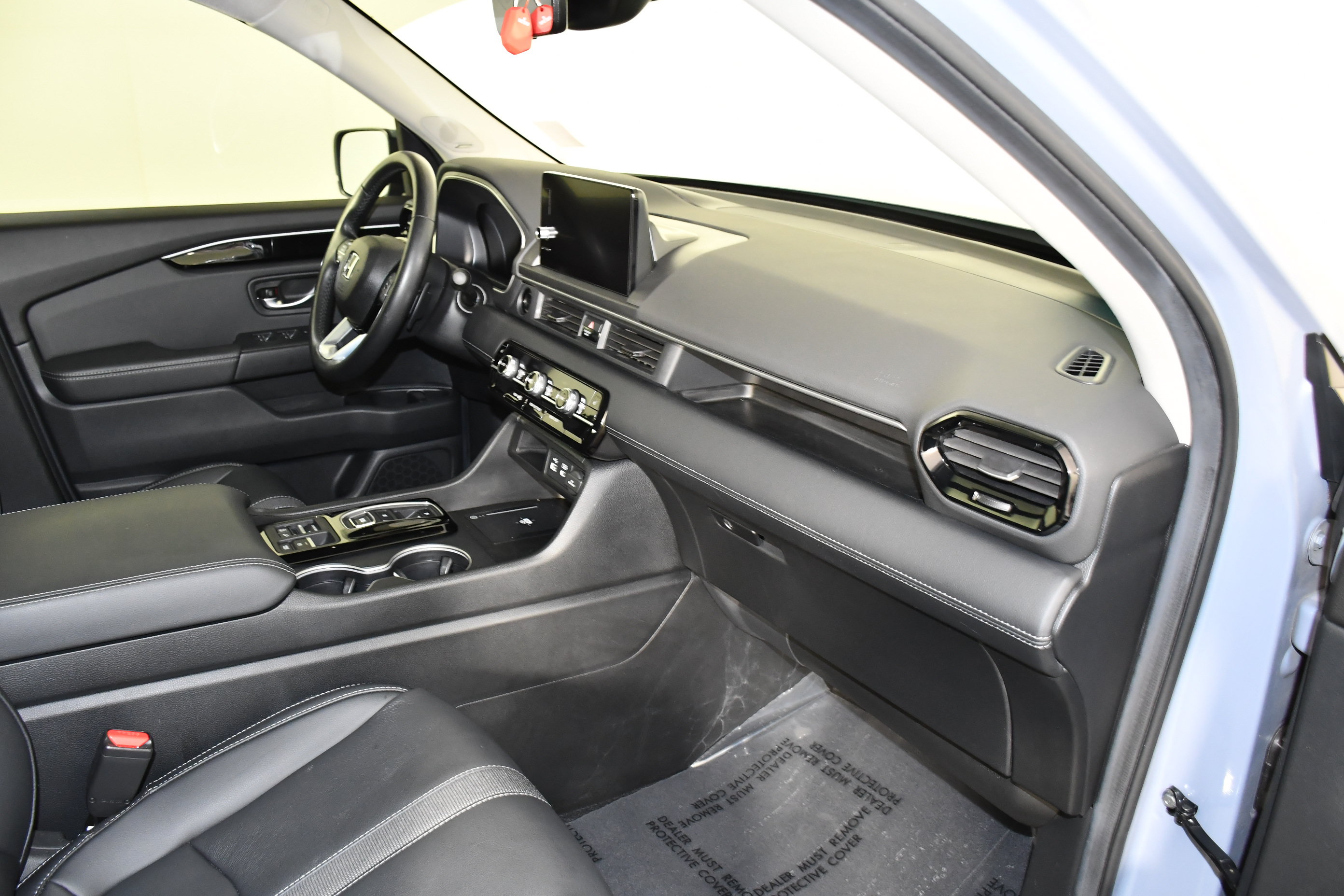 Certified 2025 Honda Pilot Touring image 41
