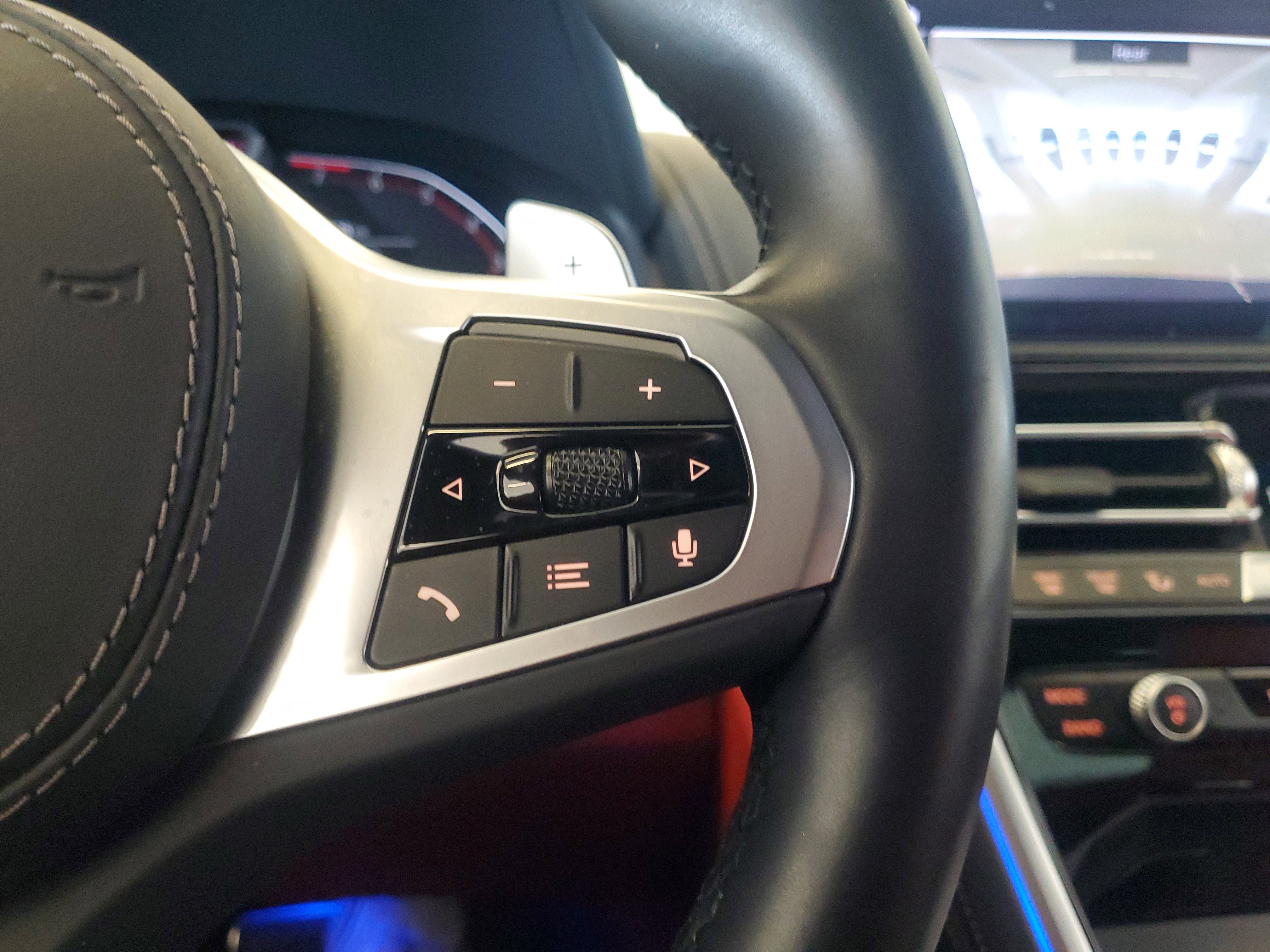 Used 2024 BMW 840i Coupe image 24