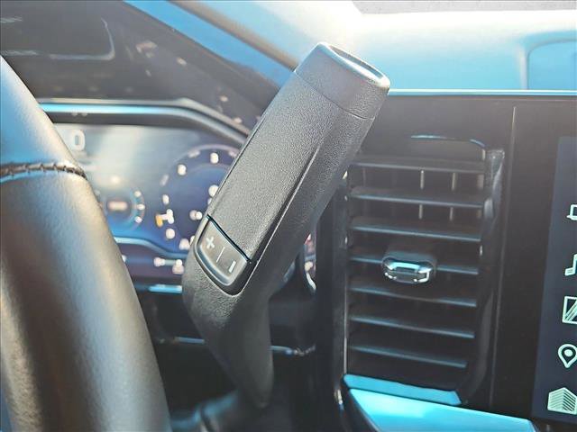 Used 2025 Chevrolet Silverado 1500 LT image 11