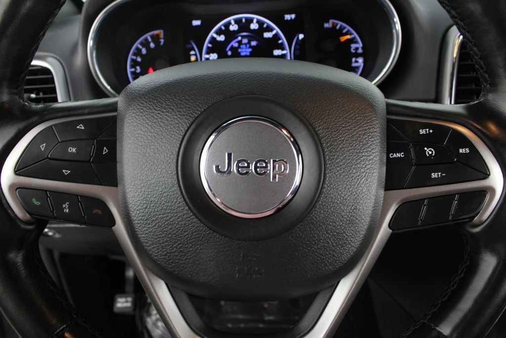 Used 2021 Jeep Grand Cherokee Freedom Edition AWD/4WD image 12