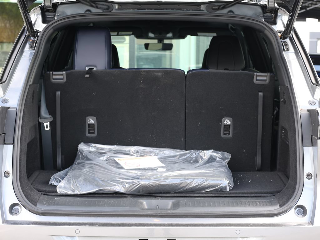 Certified 2026 INFINITI QX60 Sport w/ Dark Cargo Package AWD/4WD image 8