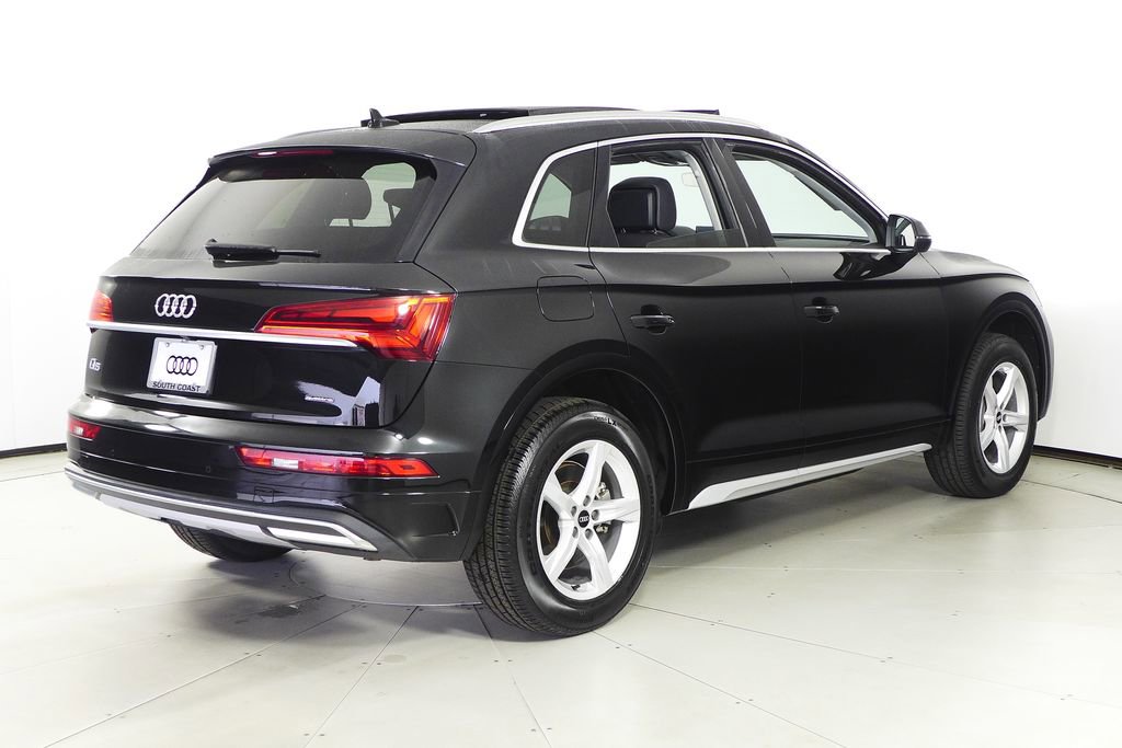 Used 2023 Audi Q5 2.0T Premium w/ Convenience Package image 7