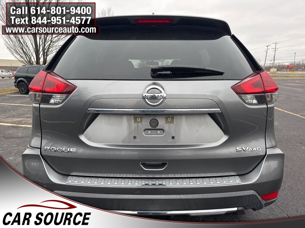 Used 2018 Nissan Rogue SV w/ Premium Package image 4