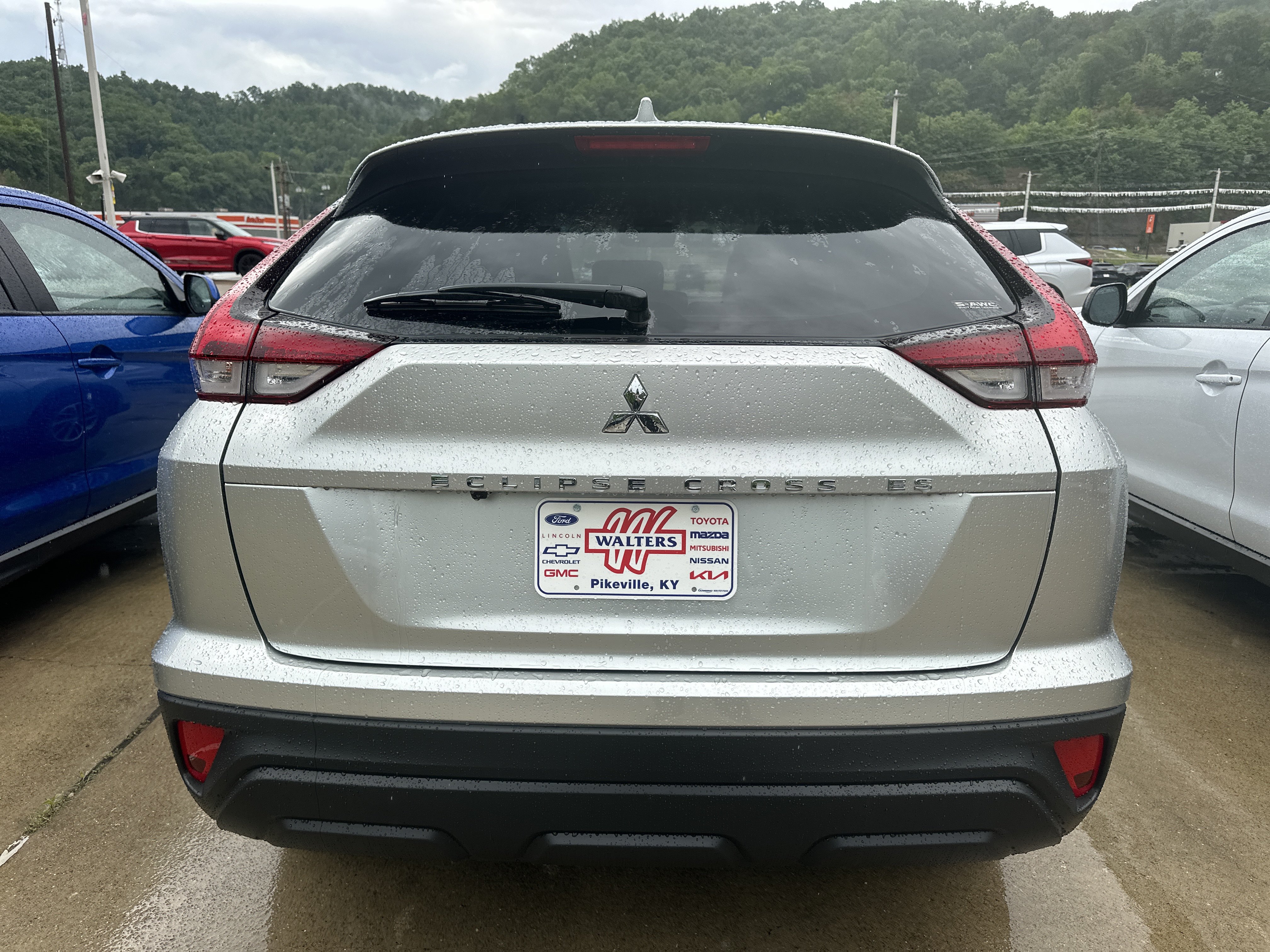 New 2026 Mitsubishi Eclipse Cross ES AWD/4WD image 3