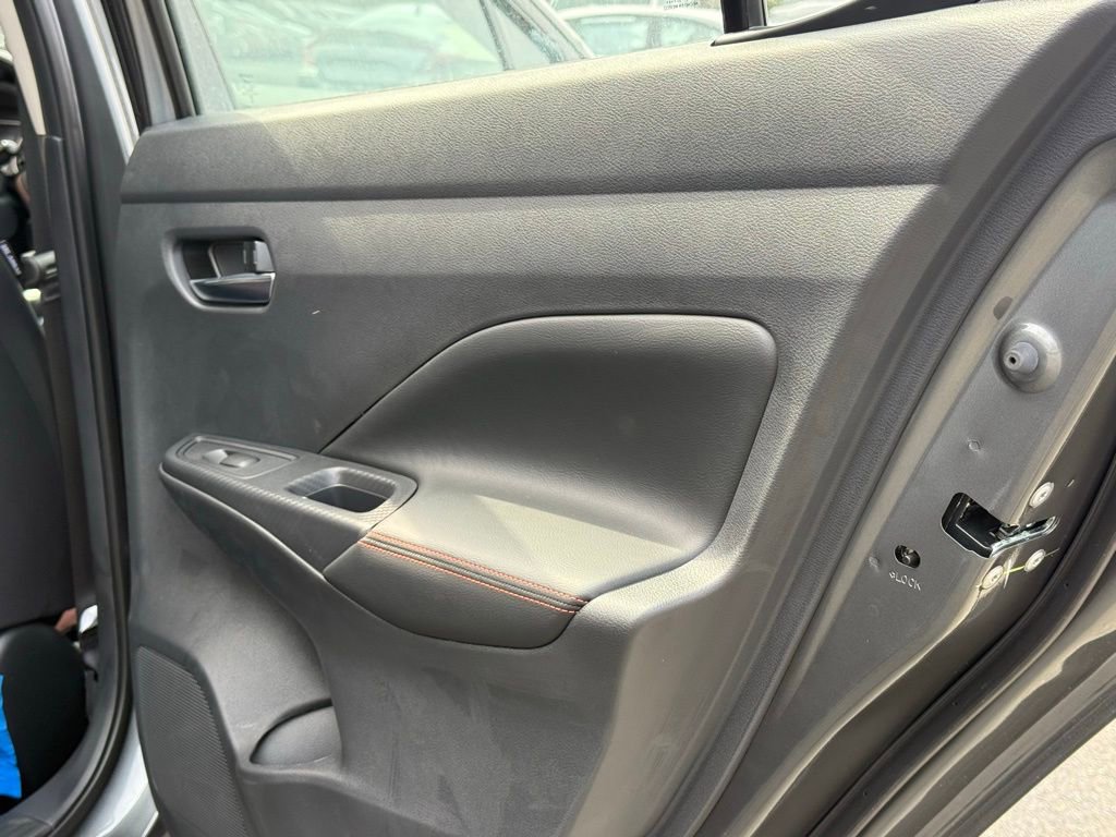 New 2025 Nissan Versa SR w/ Trunk Package image 21