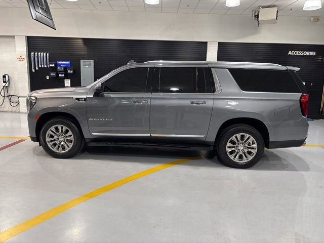 Used 2022 GMC Yukon XL Denali image 5