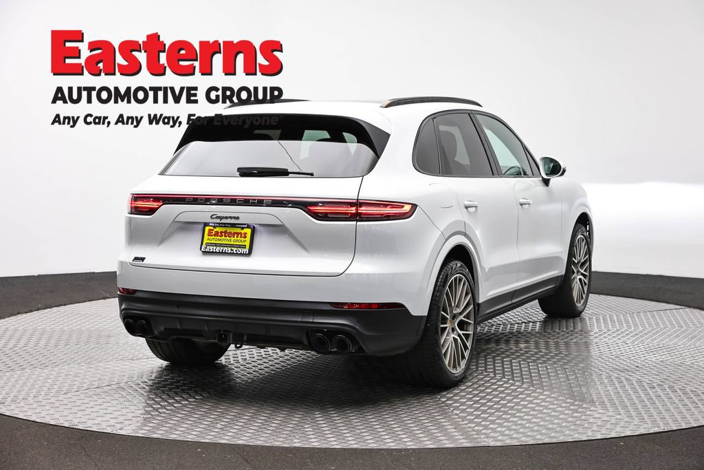 Used 2023 Porsche Cayenne Platinum Edition AWD/4WD image 5