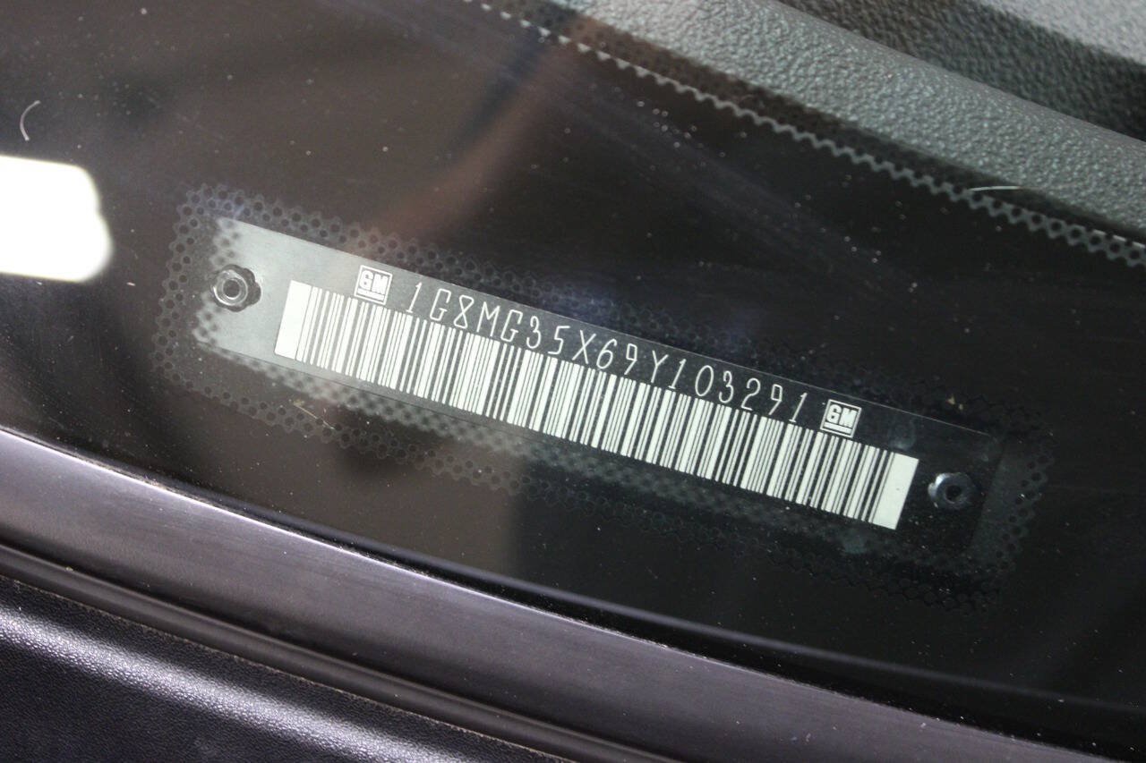Used 2009 Saturn Sky Red Line RWD image 21