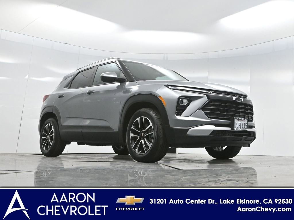 New 2025 Chevrolet TrailBlazer LT w/ Convenience Package image 2