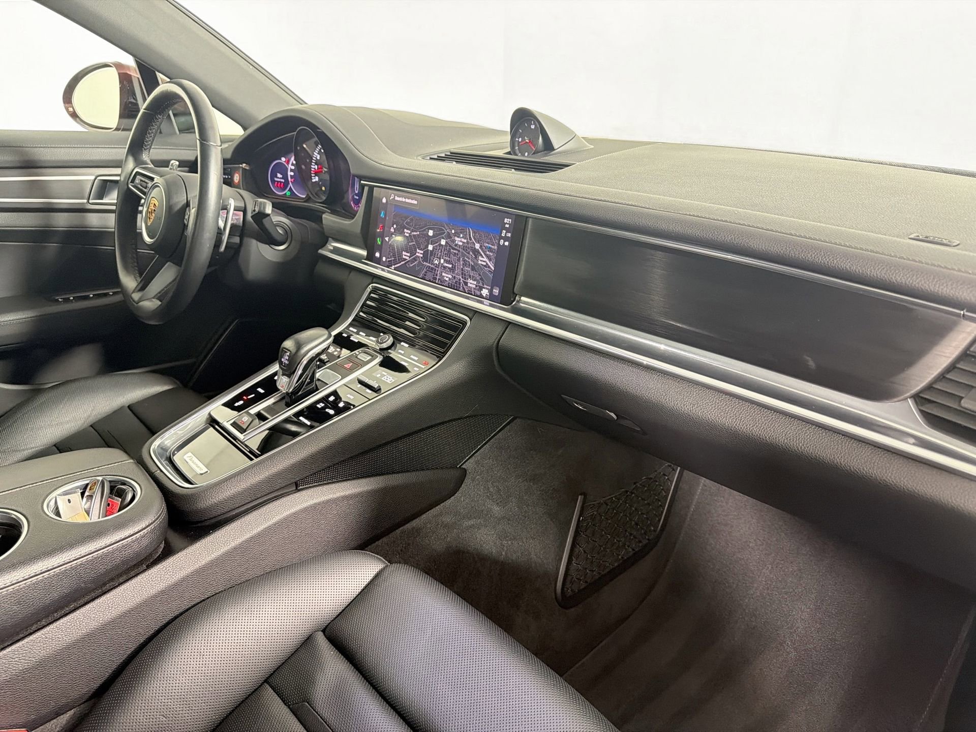 Certified 2023 Porsche Panamera 4 Platinum Edition w/ Assistance Package image 29