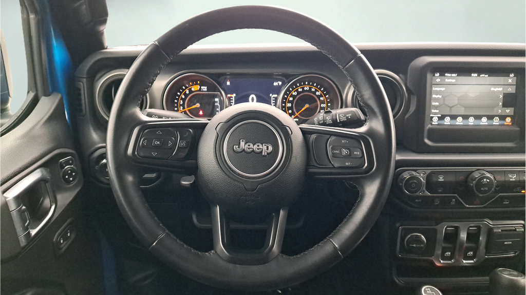 Used 2022 Jeep Wrangler Sport AWD/4WD image 17