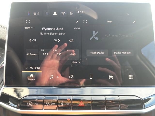 New 2026 Jeep Compass Latitude image 17