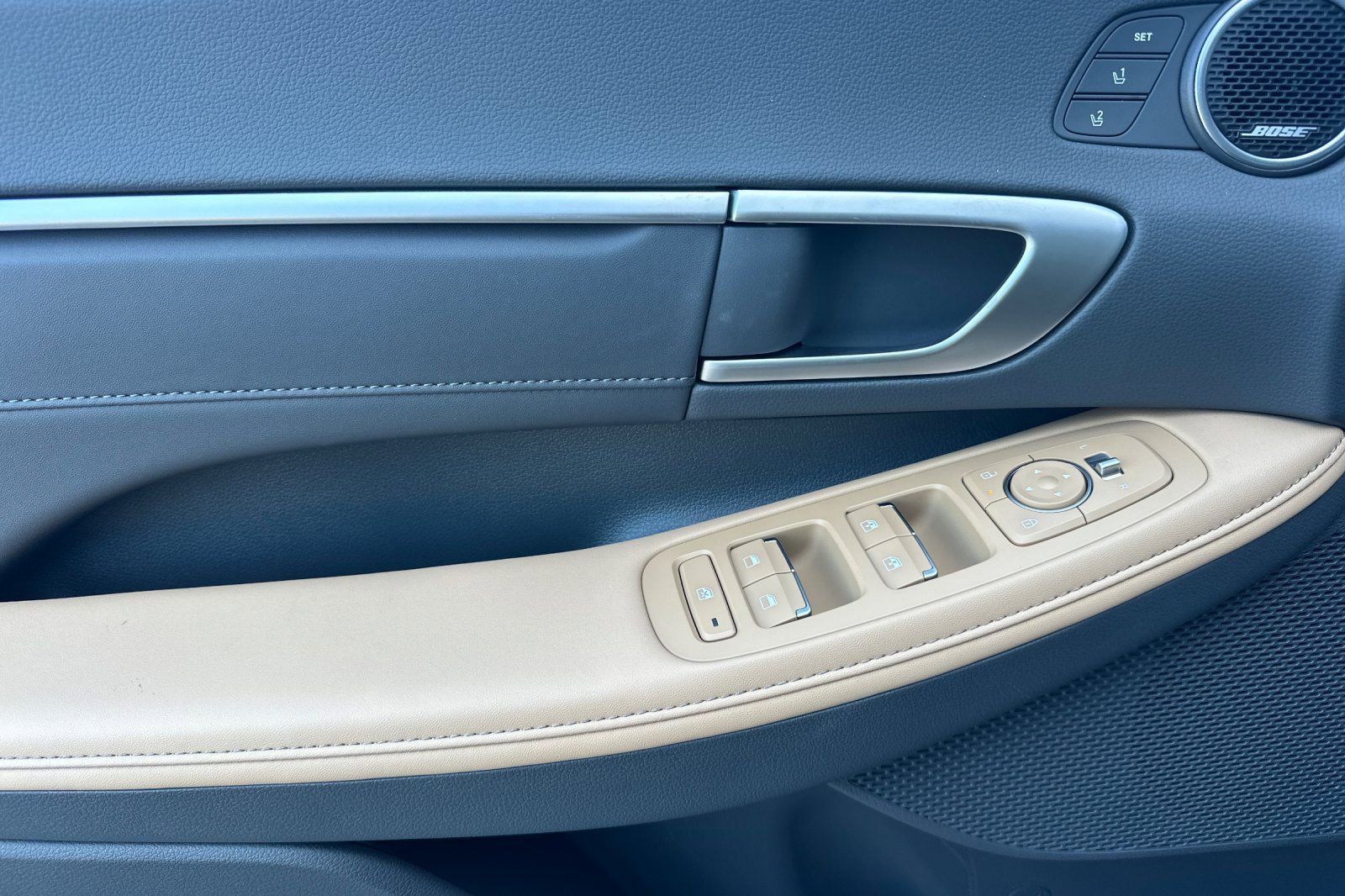 New 2026 Hyundai Sonata Limited FWD image 11