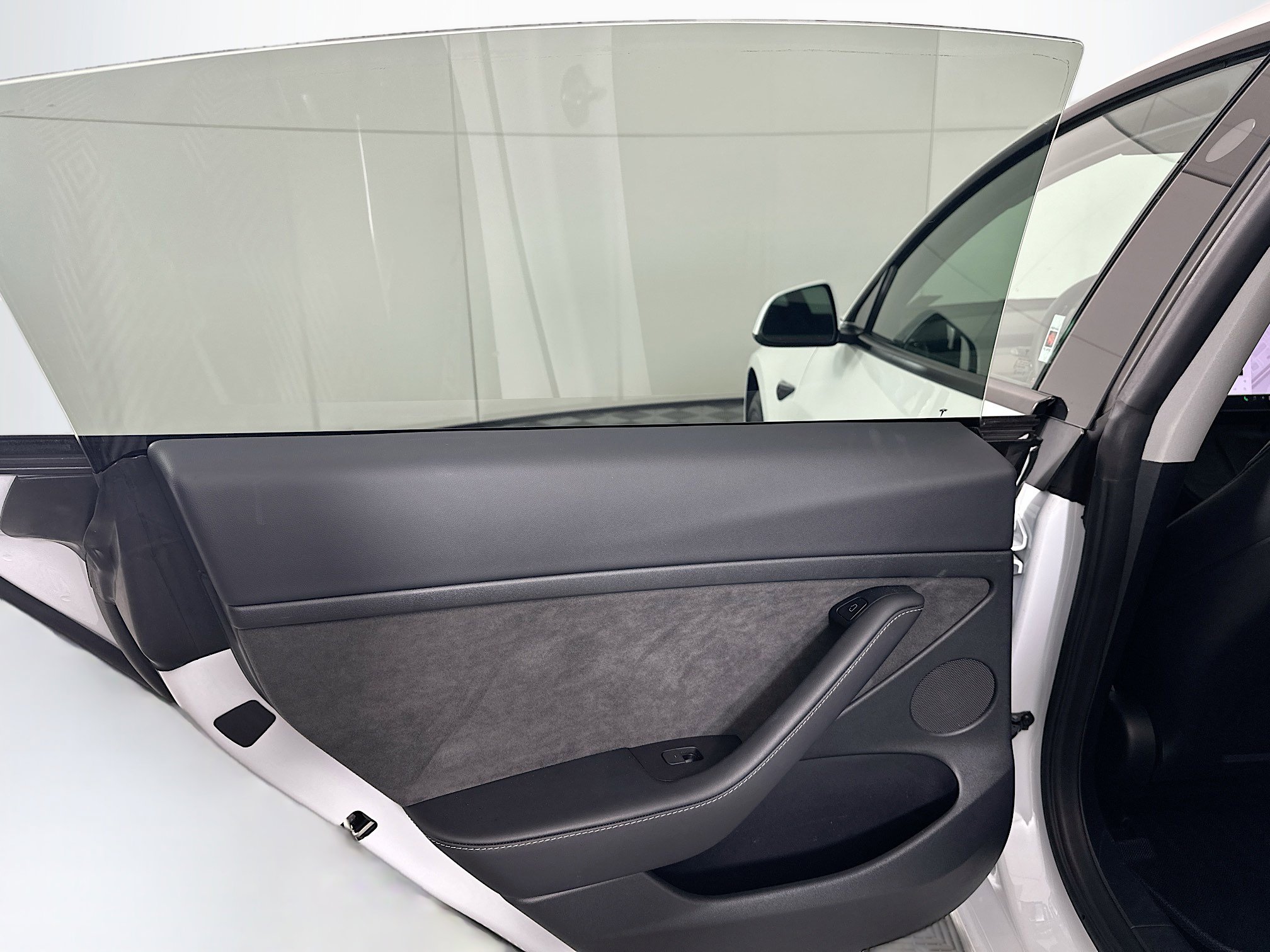 Used 2023 Tesla Model 3 Standard Range RWD image 26